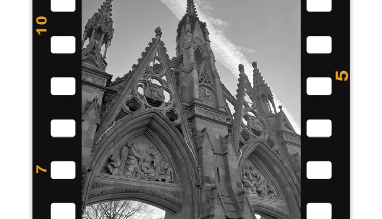 Moera New York Street Photography Blog - Greenwood Cemetery